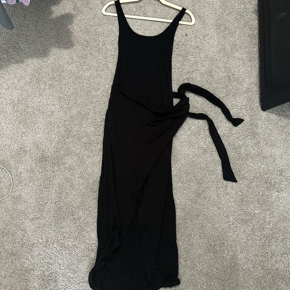 SHEIN Black Backless Maxi Dress